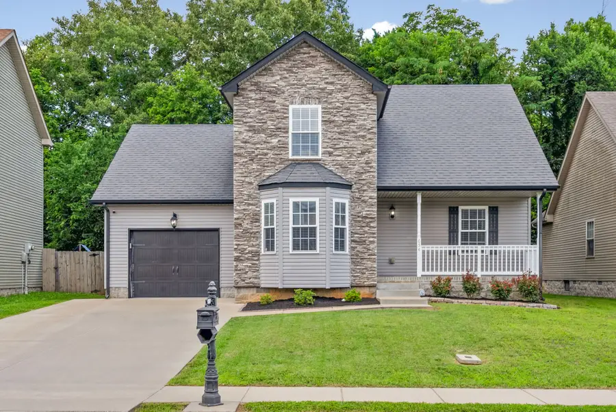 654 Fox Hound Dr, Clarksville, TN 37040 - #3