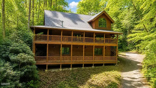 1170 Lower Alpine Way, Gatlinburg, TN 37738