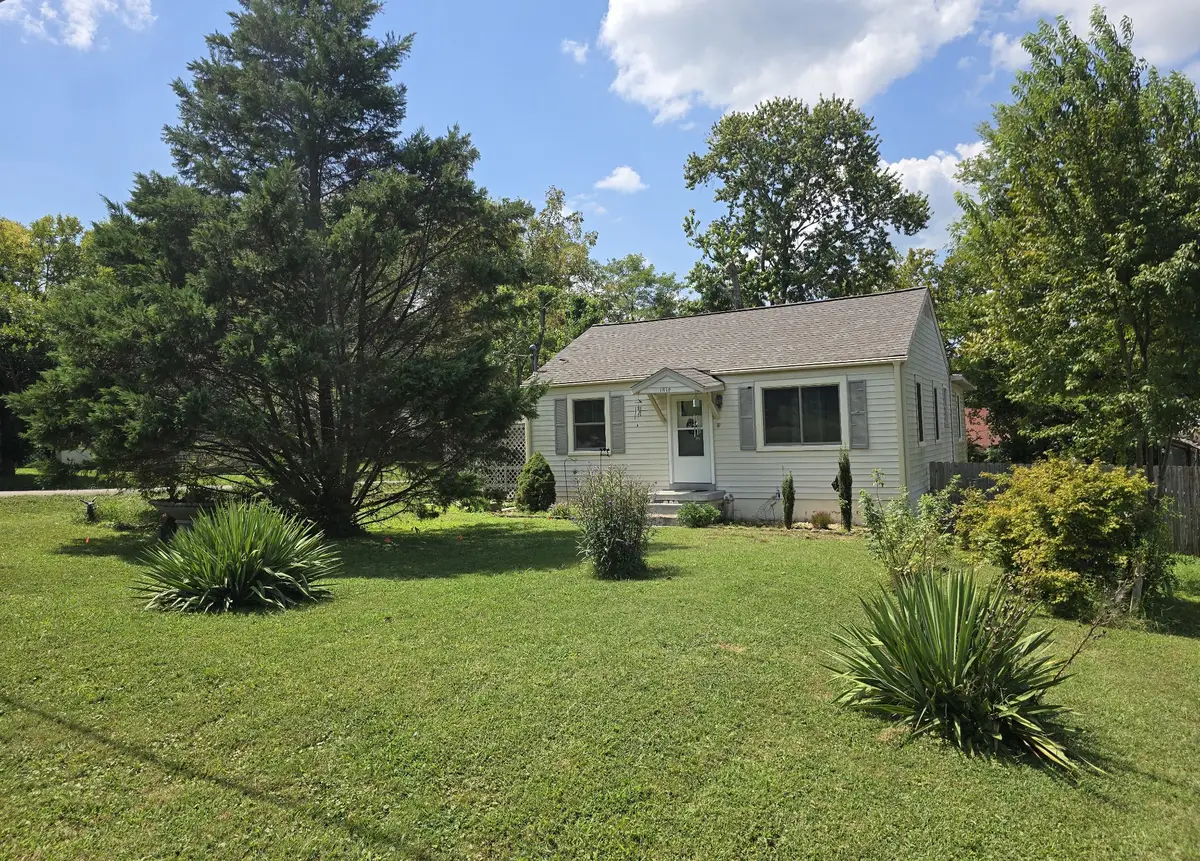1818 Figures Ave, Columbia, TN 38401 - #1