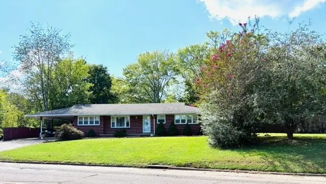 141 N Forrest Ave N, Camden, TN 38320 - #2