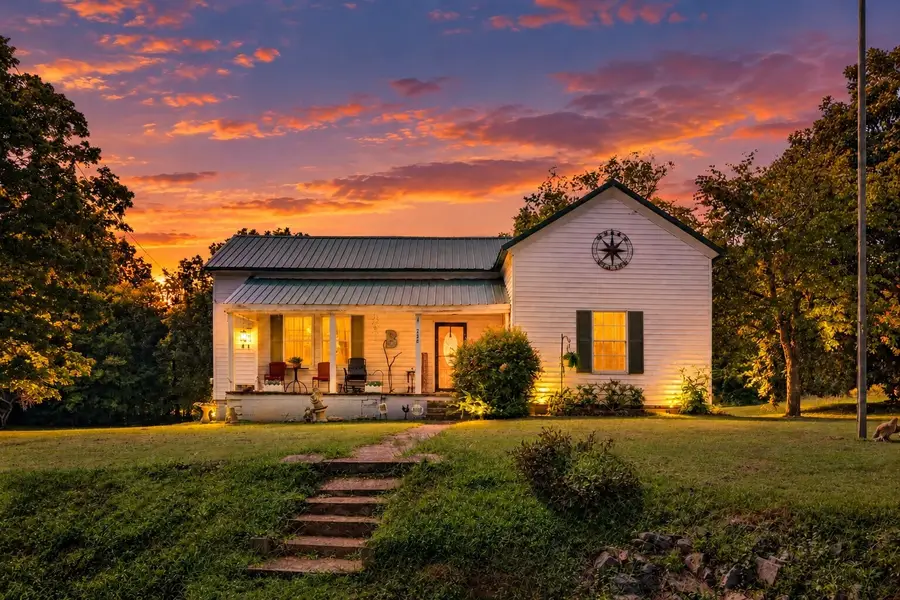 2540 Spring St, Pleasant View, TN 37146 - #3