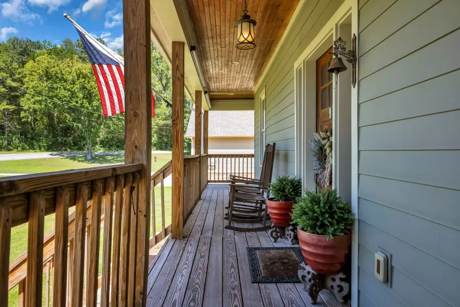 184 Harpeth Hills Dr, Kingston Springs, TN 37082 - #3