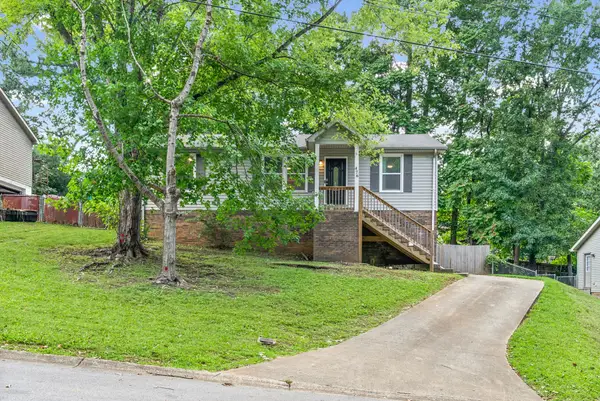 476 Ginkgo Dr, Clarksville, TN 37042