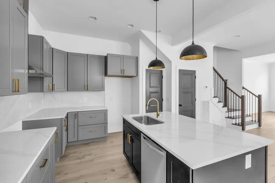 2110 11th Ave N, Nashville, TN 37208 - #3