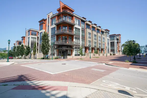 129 Walnut St #438, Chattanooga, TN 37403