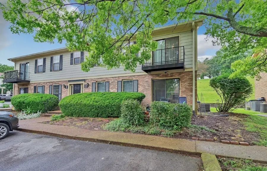 764 Fox Ridge Dr, Brentwood, TN 37027 - #2