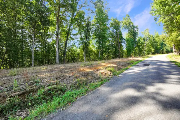8 Selph Rd, Stewart, TN 37175