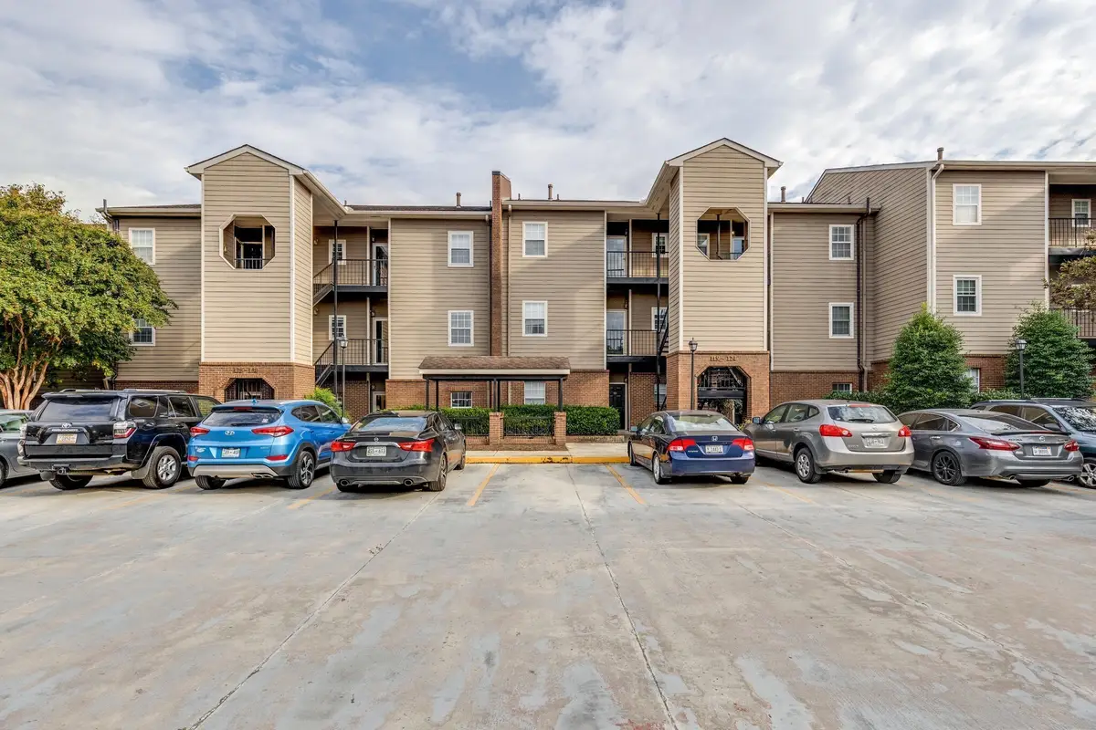 120 W End Pl, Nashville, TN 37205 - #1