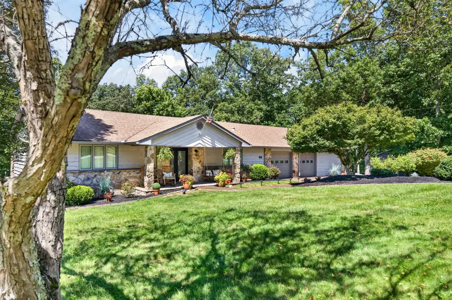 114 Morris Ln, Crossville, TN 38558 - #2