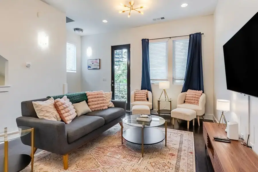 2410 Meharry Blvd #9, Nashville, TN 37208 - #3