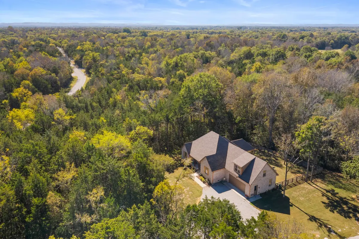 2320 Bob Cheek Rd, Lewisburg, TN 37091 - #1
