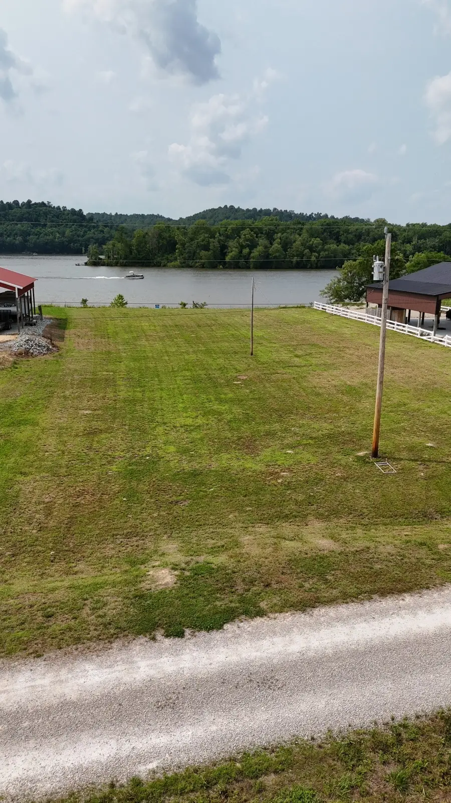 2623 Hardin Bottom River Rd, Clifton, TN 38425 - #2