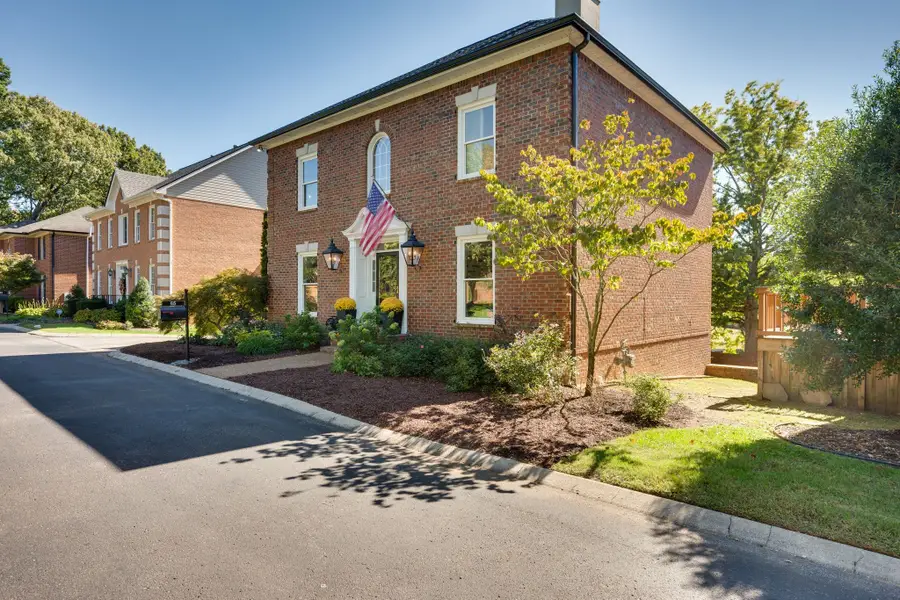 65 Ravenwood Hills Cir, Nashville, TN 37215 - #3
