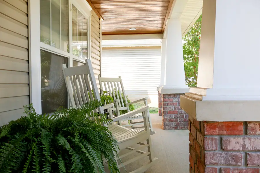 2416 Pleasant Springs Ln, Hermitage, TN 37076 - #3
