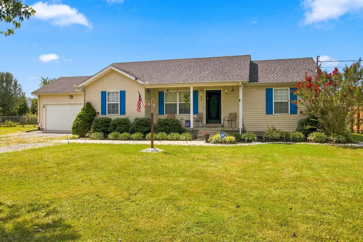 425 Davis Ln, Bell Buckle, TN 37020 - #1