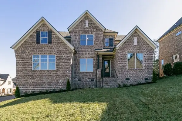 126 Candace Court, Murfreesboro, TN 37128