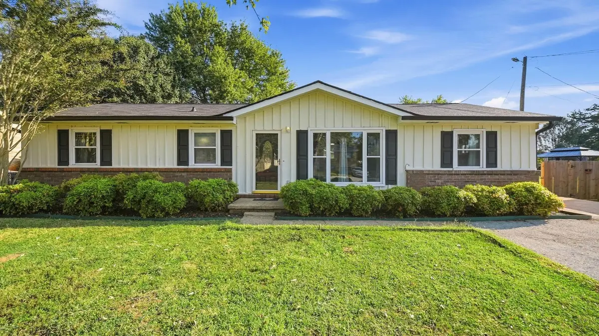 1389 Meadowood Drive, Hixson, TN 37343 - #1