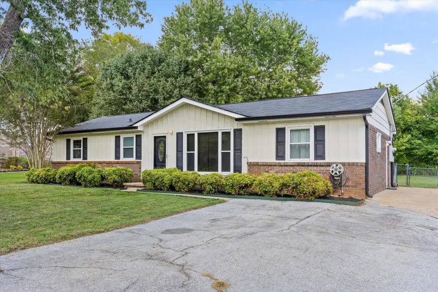1389 Meadowood Drive, Hixson, TN 37343 - #3