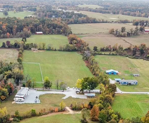 320 Capps Farm Ln, Mc Ewen, TN 37101 - #2