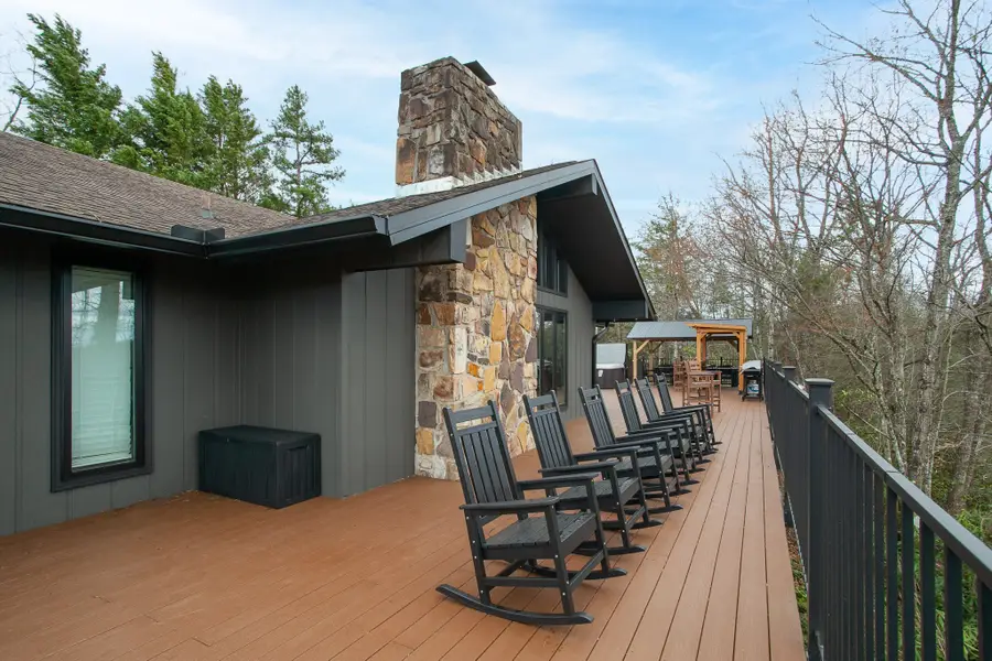 428 Moody Dr, Gatlinburg, TN 37738 - #2