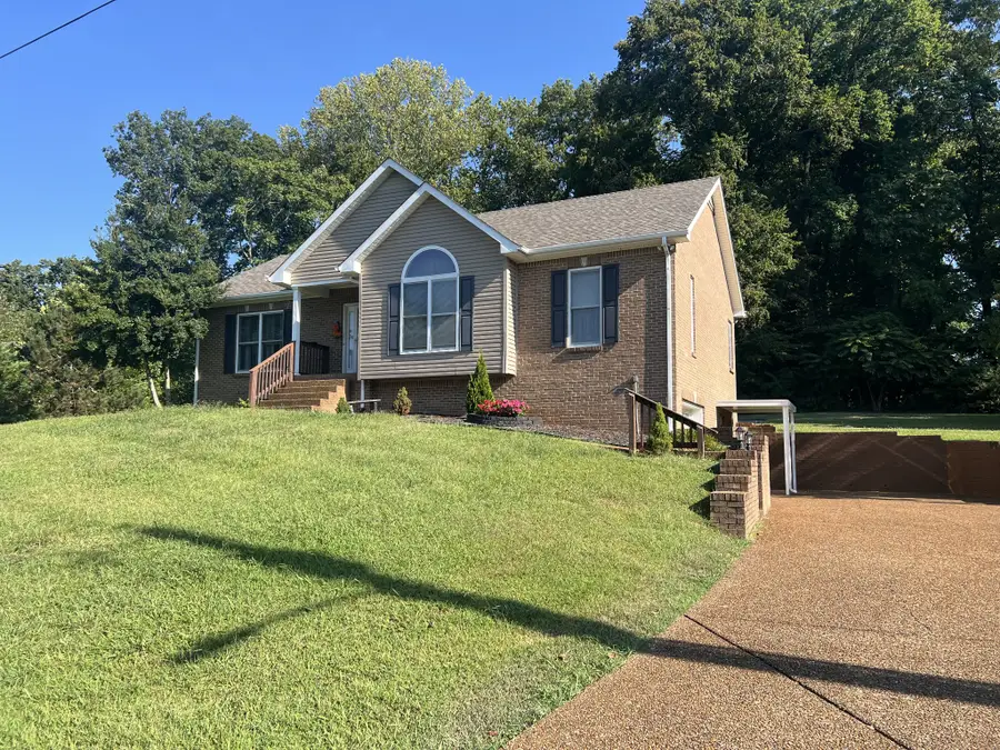 2312 Woodmont Dr, Springfield, TN 37172 - #3