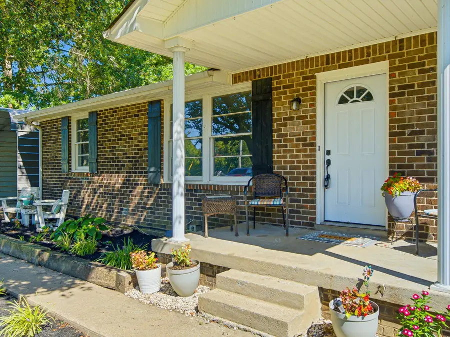 739 Scoutview Rd, Ashland City, TN 37015 - #2