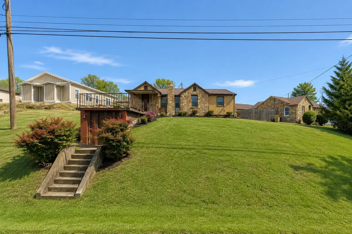 932 Boyds Creek Hwy, Seymour, TN 37865 - #1