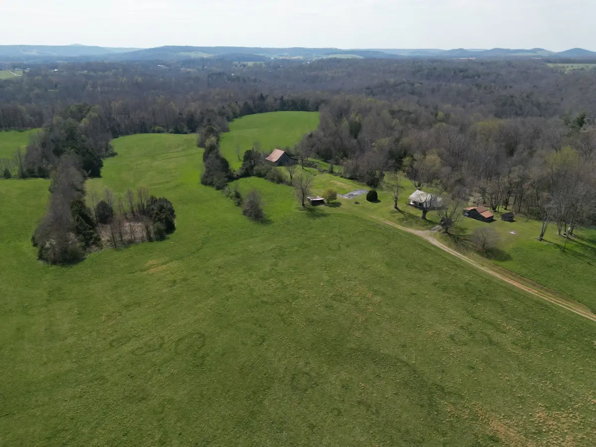 335 Nelson Cemetery Rd, Monroe, TN 38573 - #1