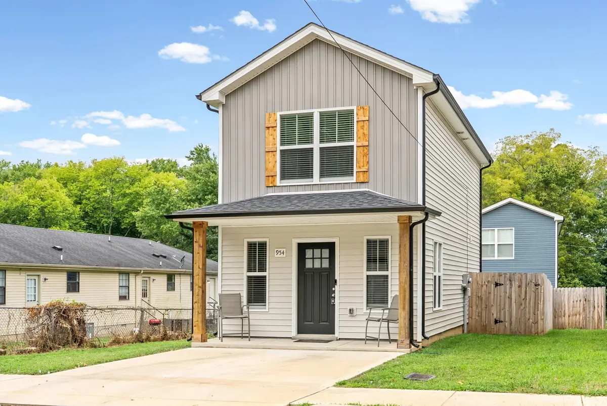 954 Richardson St, Clarksville, TN 37040 - #1