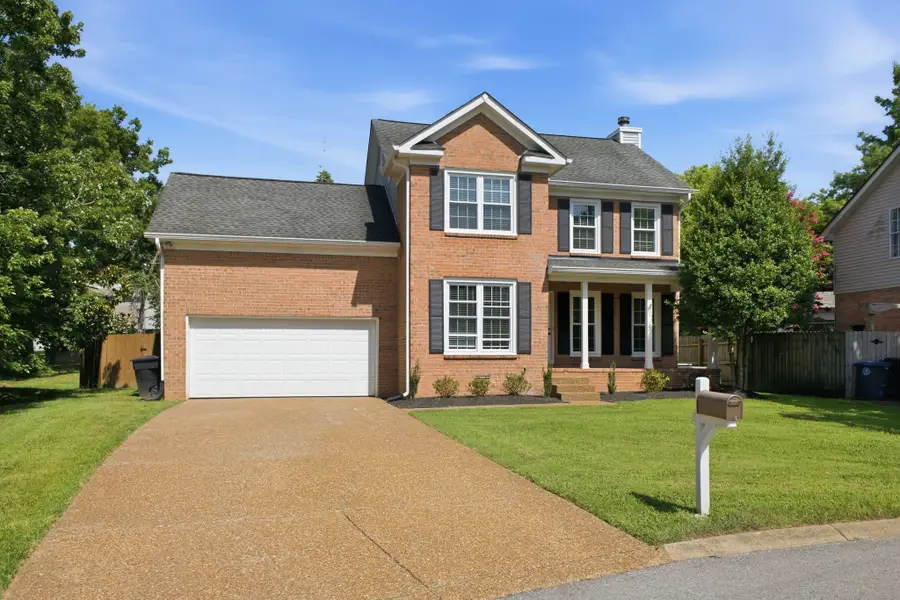 632 Independence Dr E, Franklin, TN 37067 - #2
