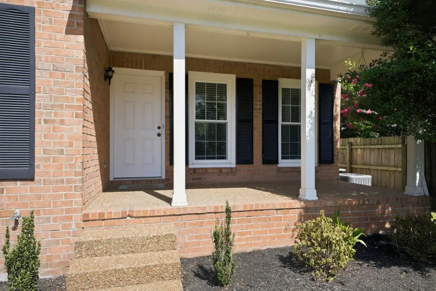 632 Independence Dr E, Franklin, TN 37067 - #3