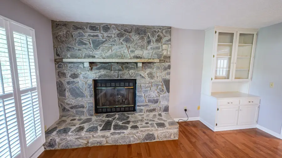 131 Stonehouse Dr, Gallatin, TN 37066 - #3