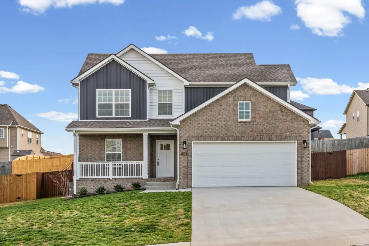 404 Park Glen Ln, Clarksville, TN 37042 - #1