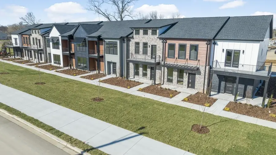 1360 Rebecca Johns Dr, Murfreesboro, TN 37128 - #3