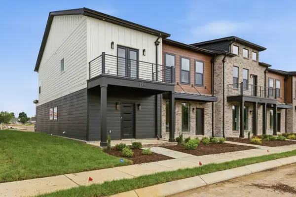 1350 Rebecca Johns Dr, Murfreesboro, TN 37128