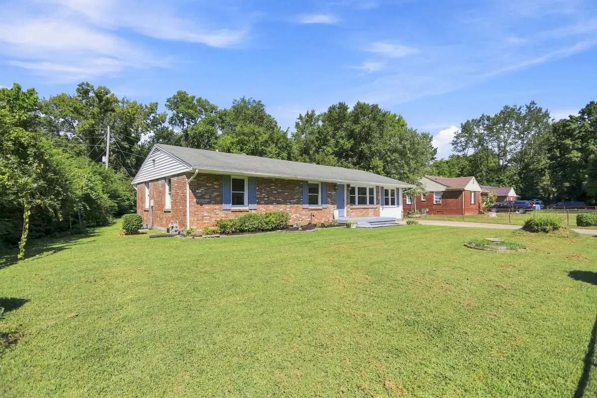 203 Rebecca Ln, Clarksville, TN 37042 - #1