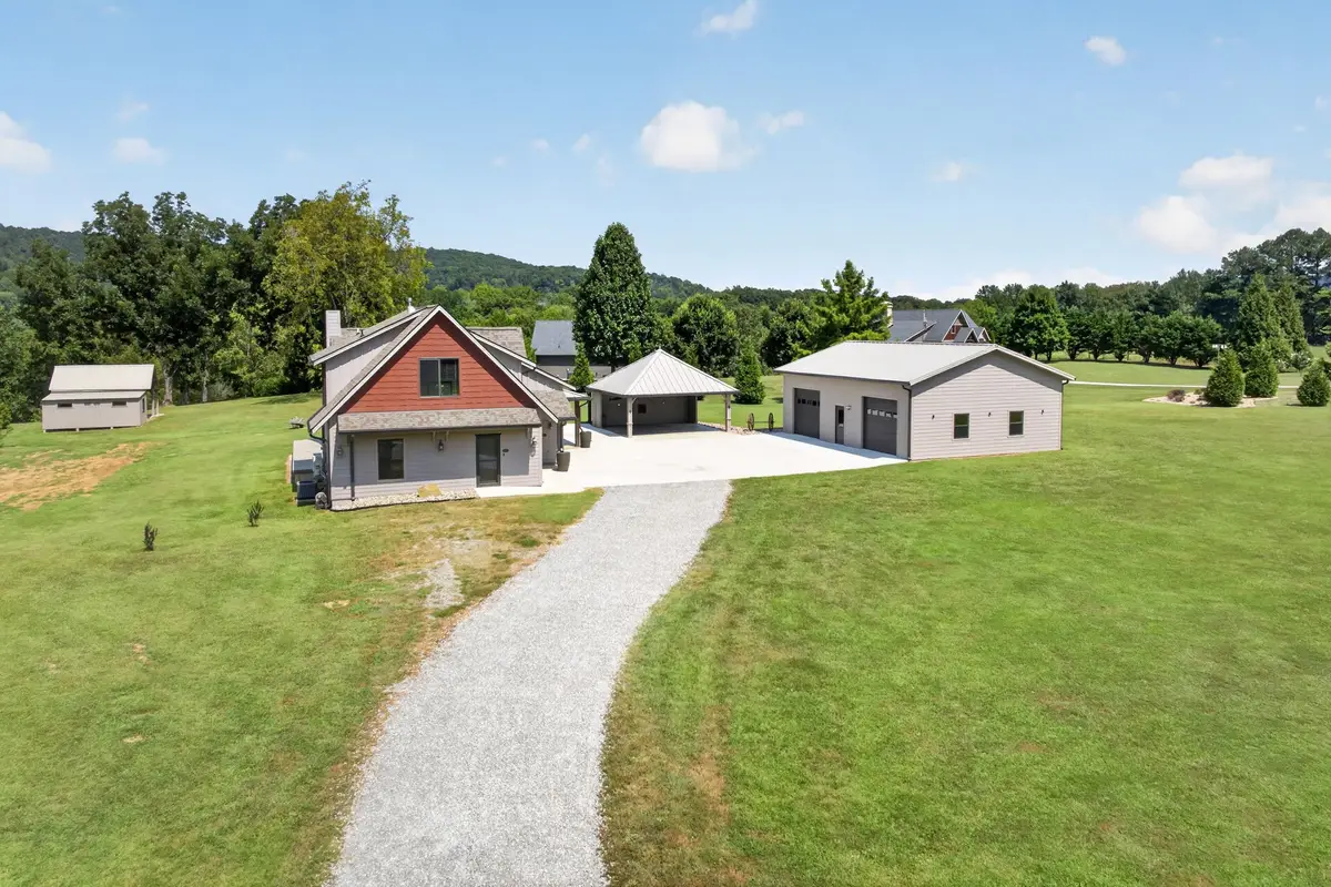 3554 Seven Springs Rd, Cookeville, TN 38506 - #1