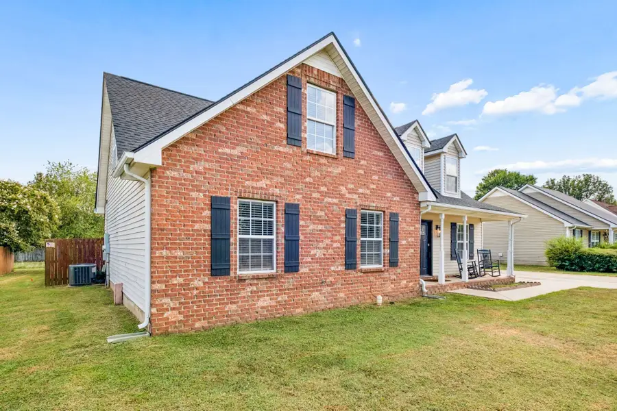1711 Locerbie Dr, Murfreesboro, TN 37128 - #2