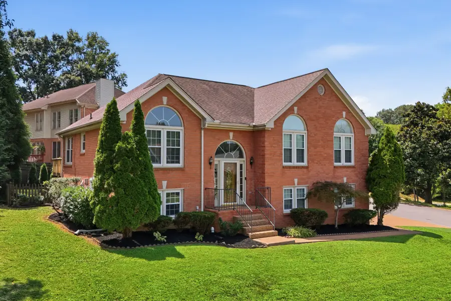 4001 Windwood Ln, Nashville, TN 37214 - #3