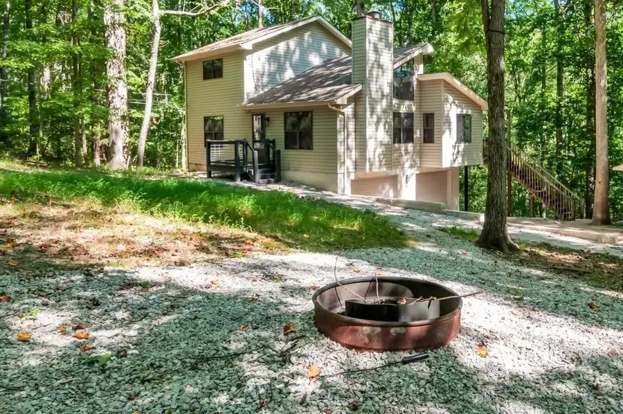 1011 Sunset Trl, Kingston Springs, TN 37082 - #2