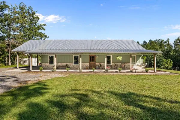 129 Upper Alsup Rd, Tennessee Ridge, TN 37178