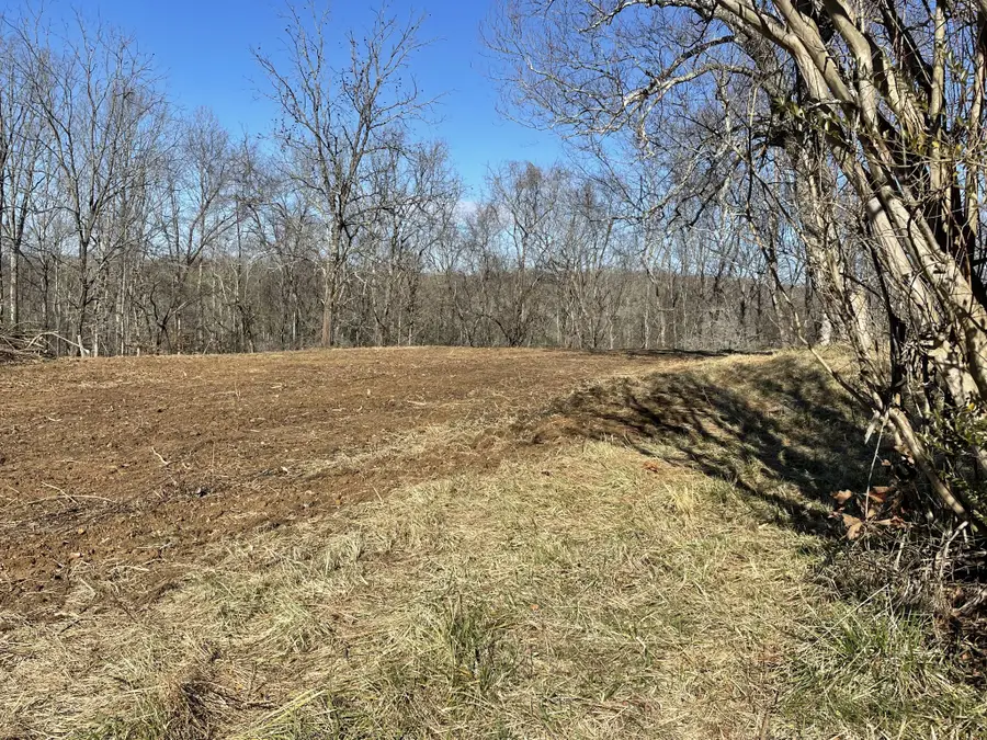 669 Glenn Springs Rd, Lawrenceburg, TN 38464 - #2