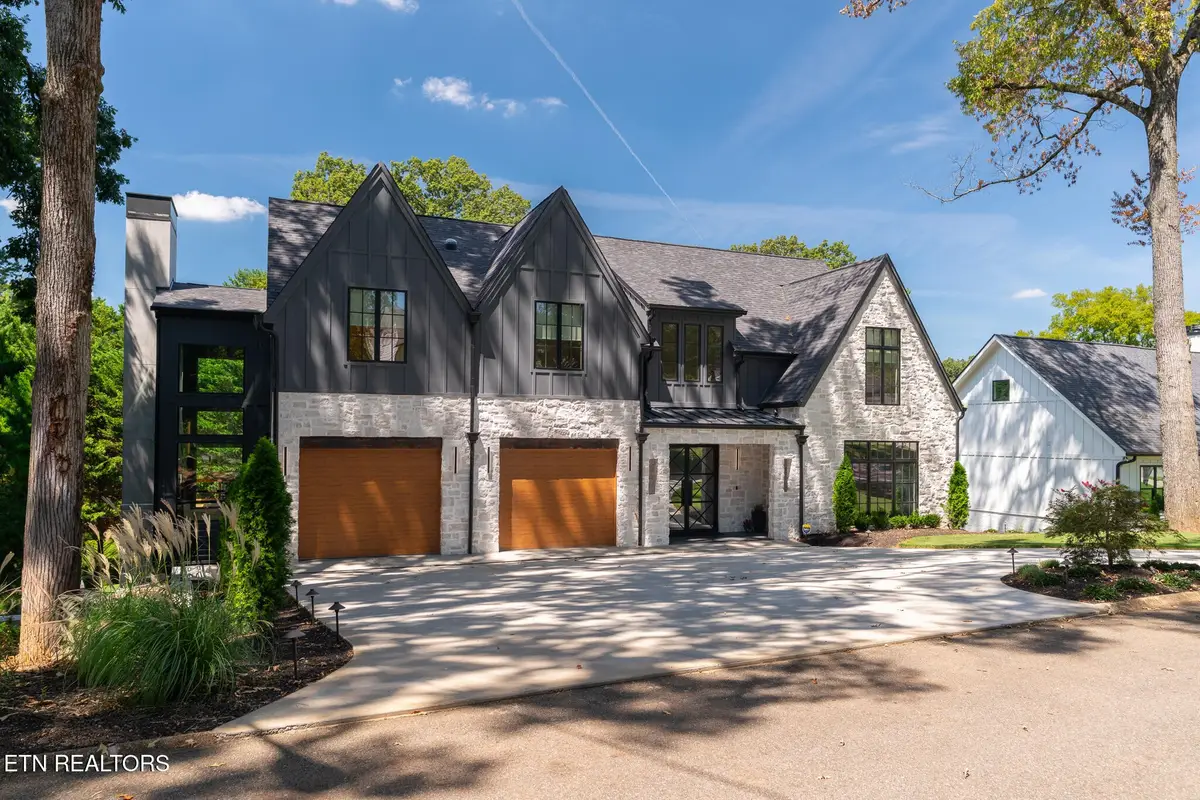1205 Brook Green Rd, Knoxville, TN 37919 - #1