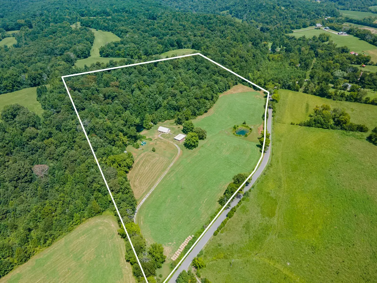 7020 Morgan Creek Rd, Centerville, TN 37033 - #1