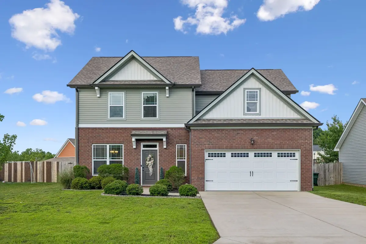 610 Whirlaway Dr, Burns, TN 37029 - #1