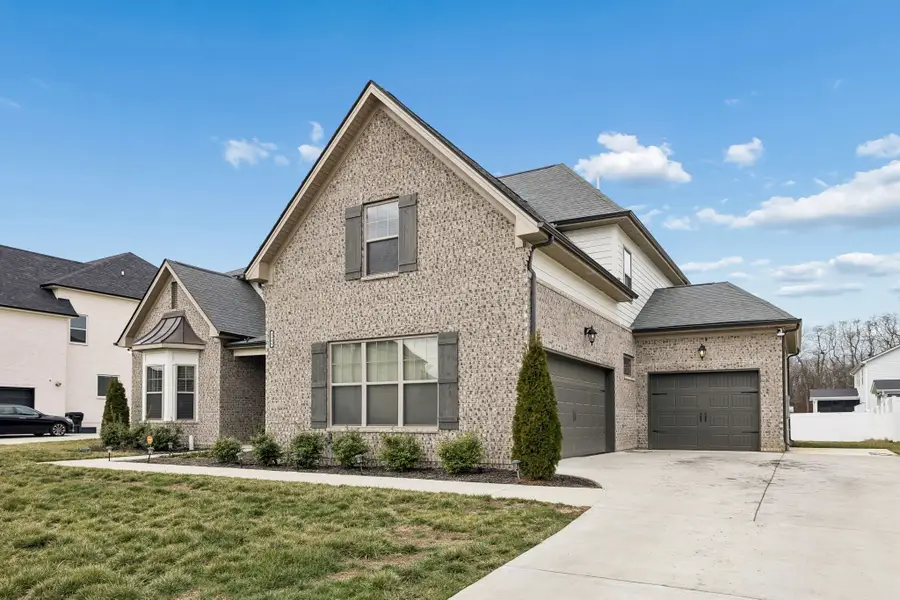 3906 Hon Dr, Murfreesboro, TN 37128 - #3