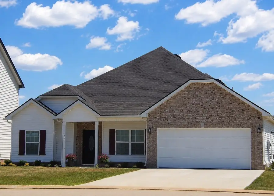 1385 Winterset Dr, Clarksville, TN 37040 - #1