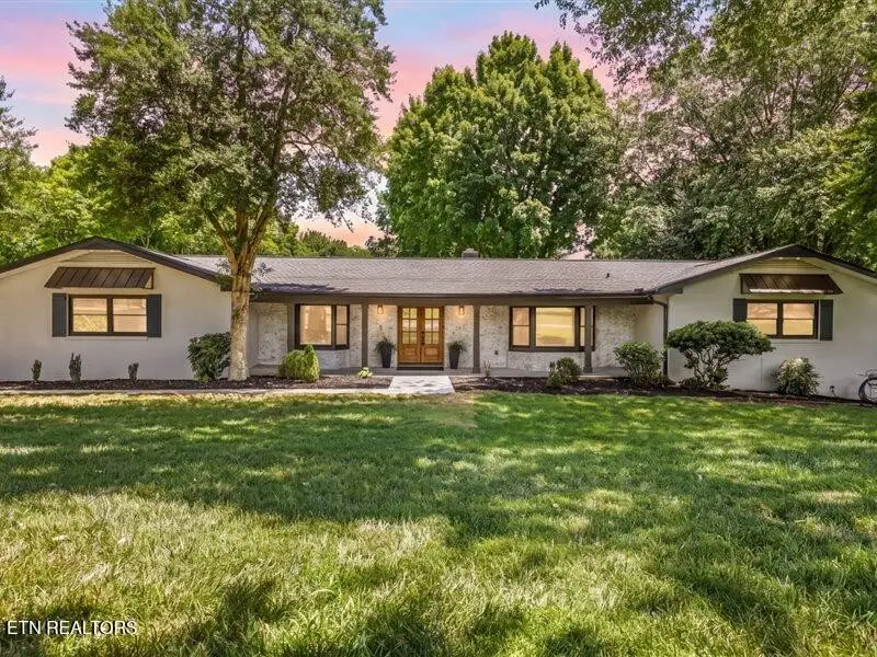2316 Cove Field Rd, Knoxville, TN 37919 - #2