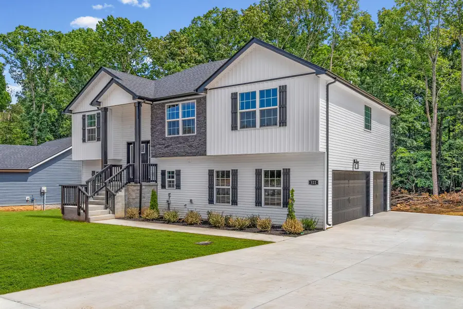 2032 Basham Ln, Clarksville, TN 37043 - #2