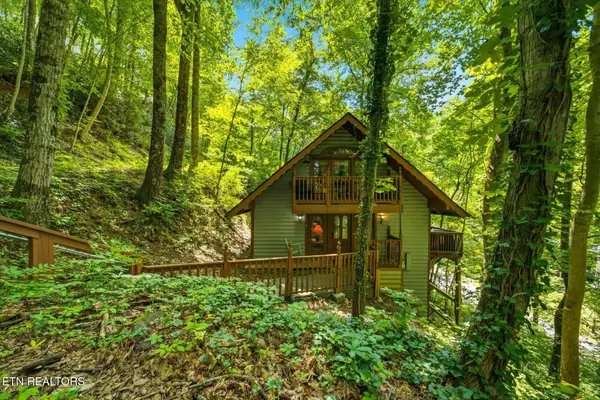 1211 N Baden Drive, Gatlinburg, TN 37738